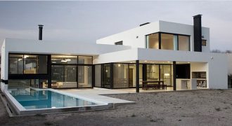 Family House Montana St Los Angeles